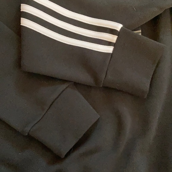 BNWT adidas pullover sweatshirt - Picture 8 of 9